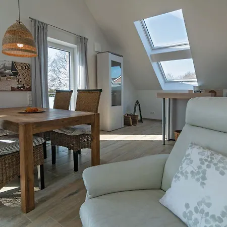 Himmel Und Apartament Esens